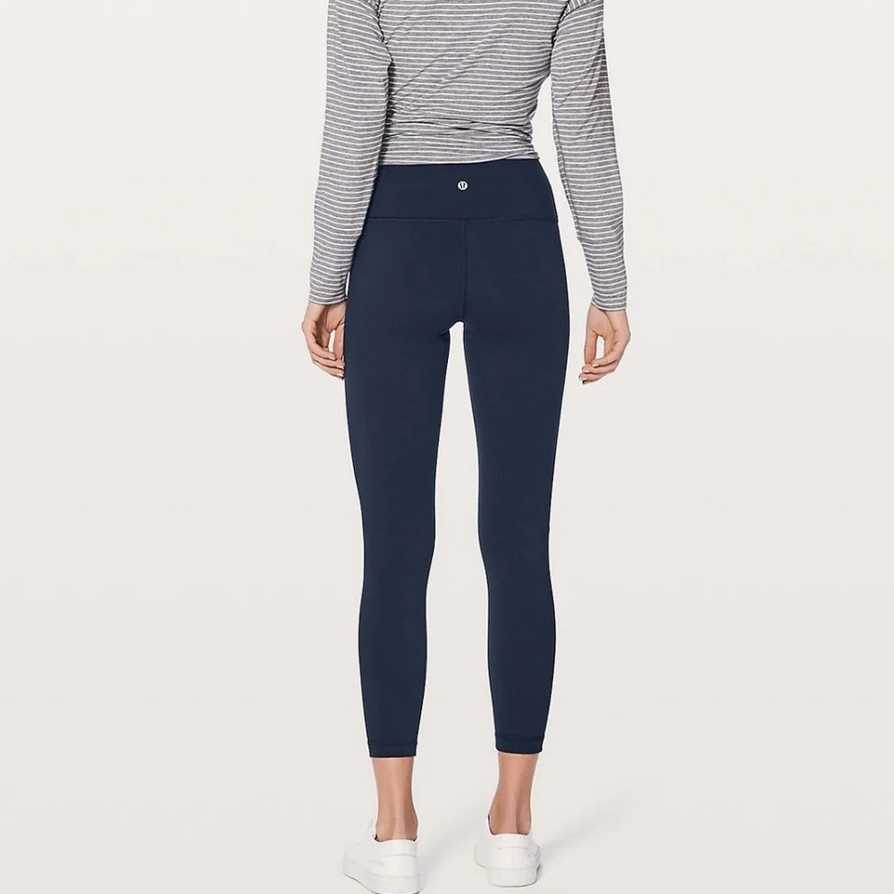 SOLD Lululemon Hi-Rise Wunder Under in True Navy